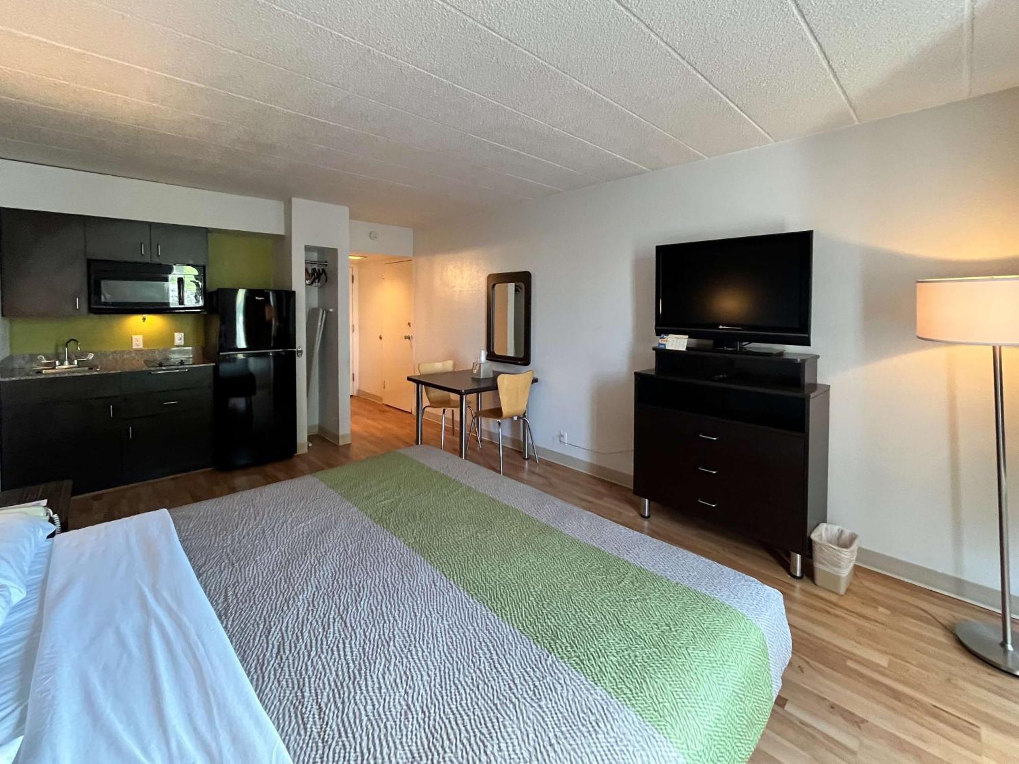 Studio 6 Suites Clarion, Pa Exterior photo